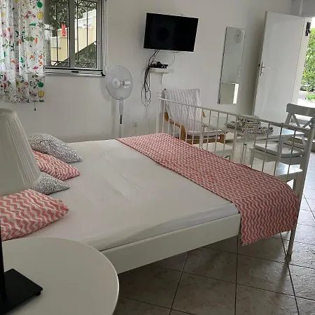 Best Location In Vrachati Exterior photo